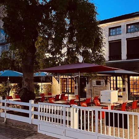 Hostellerie Au Rendez-Vous Des Amis โชมง ภายนอก รูปภาพ