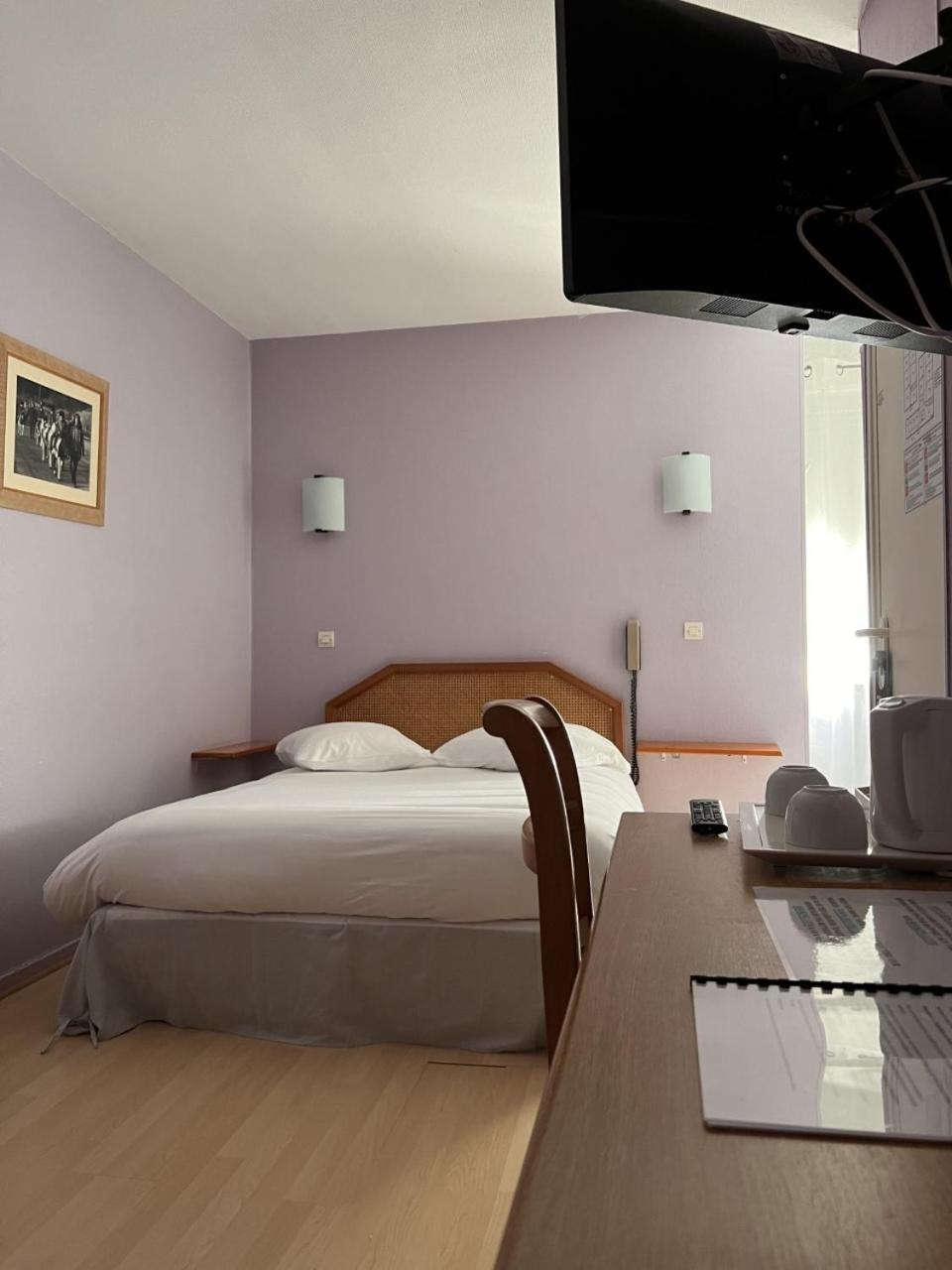 Hostellerie Au Rendez-Vous Des Amis โชมง ภายนอก รูปภาพ